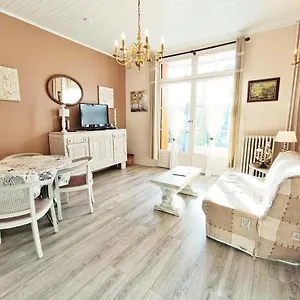 Le Petit Paradis, T3, Wifi, Parking, Veranda Appartement Bagnères-de-Luchon